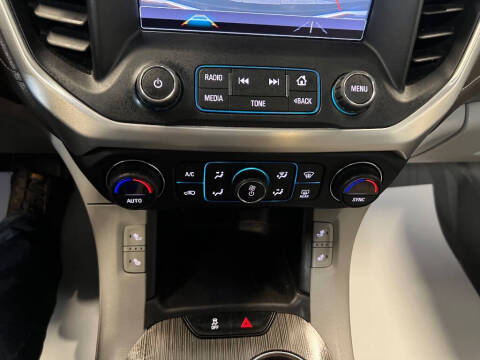2017 GMC Acadia SLT-1