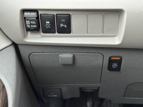 2019 Toyota Sienna XLE 7-Passenger