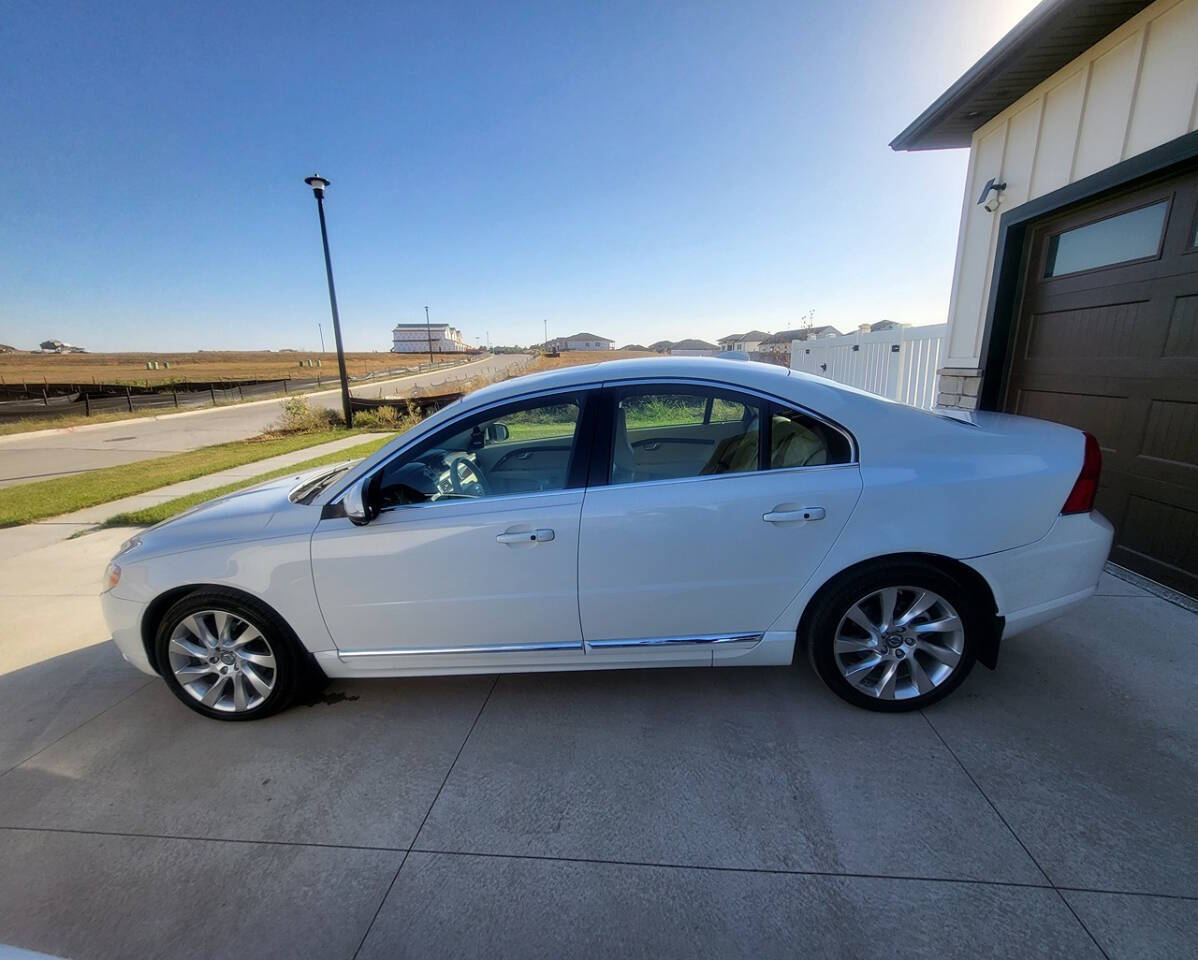 2012 Volvo S80 for sale at LANDMARK AUTO GROUP LLC in Weston, NE