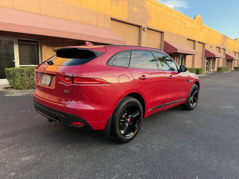 2018 Jaguar F-PACE 25t R-Sport