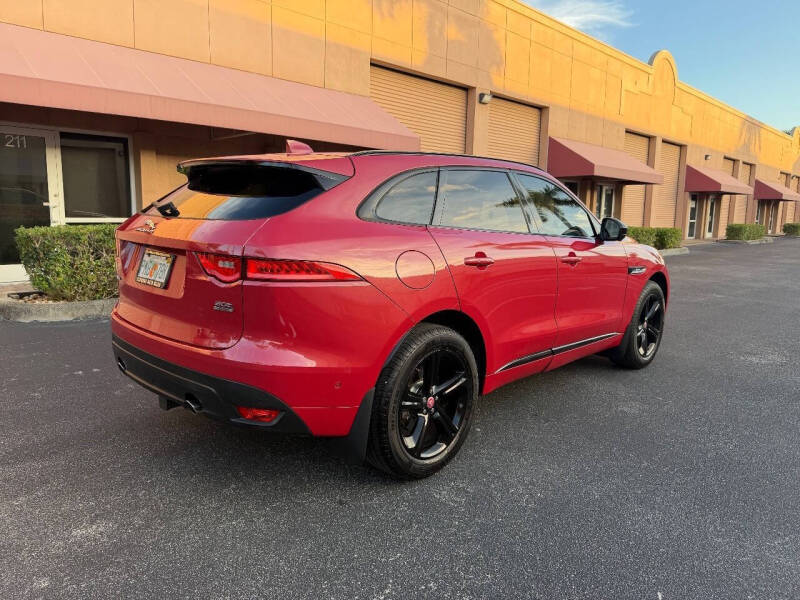 2018 Jaguar F-PACE 25t R-Sport