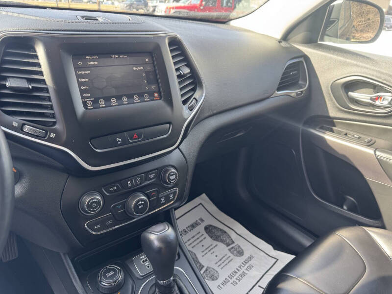2019 Jeep Cherokee Latitude Plus