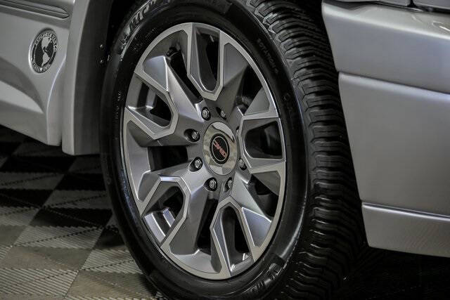 2025 GMC Savana 2500