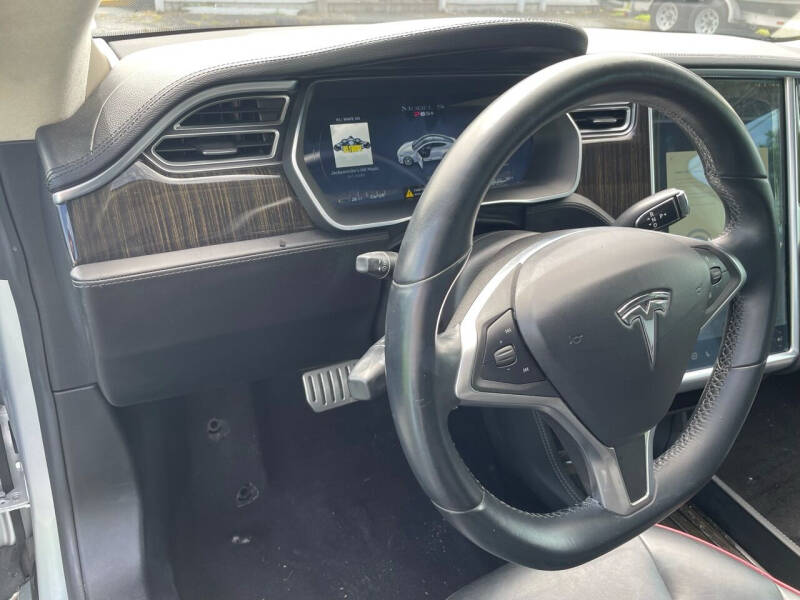 2014 Tesla Model S P85