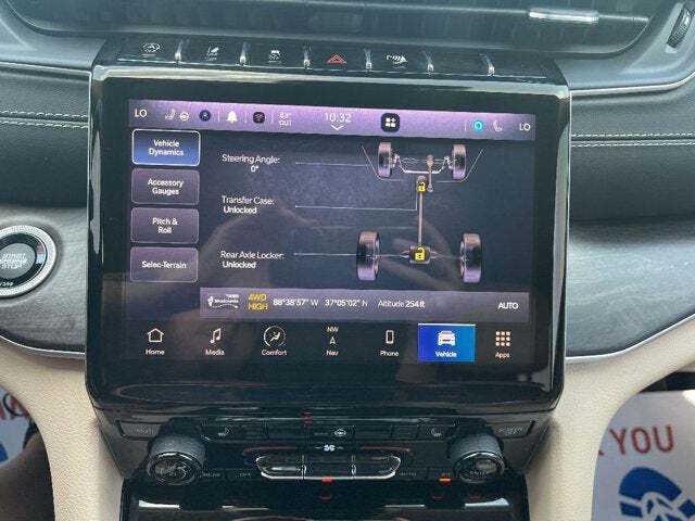 2022 Jeep Grand Cherokee 42