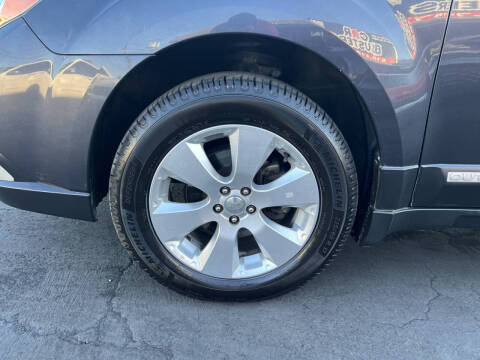 2011 Subaru Outback 2.5i Limited