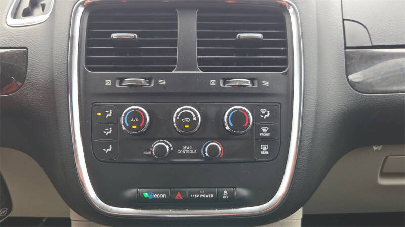 2017 Dodge Grand Caravan SE