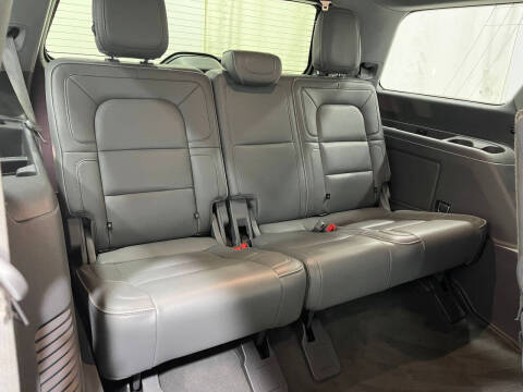 2019 Lincoln Navigator Select