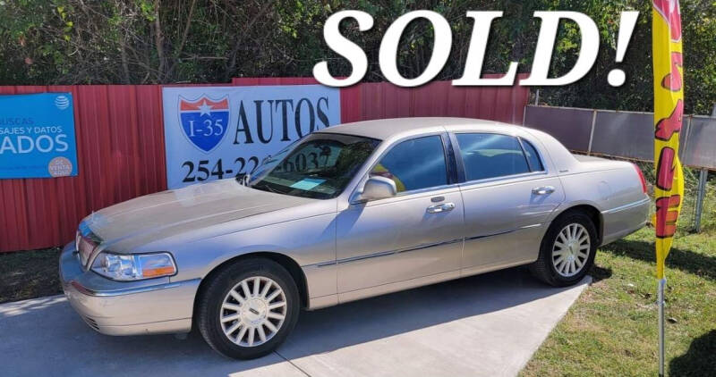 2003 Lincoln Town Car for sale at I-35 Autos in Waco TX
