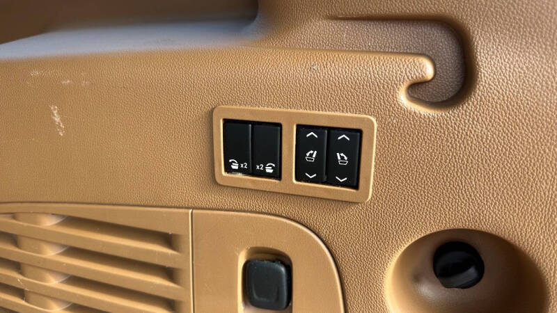 2017 Cadillac Escalade ESV Platinum