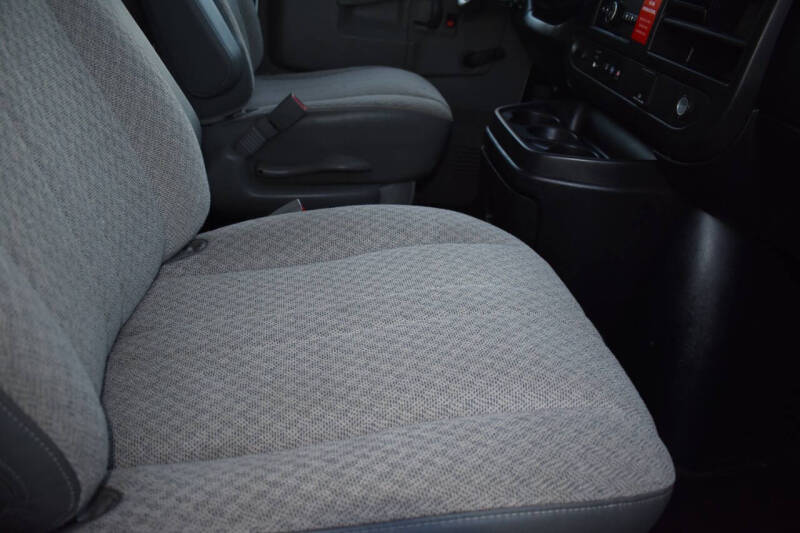 2018 Chevrolet Express 2500