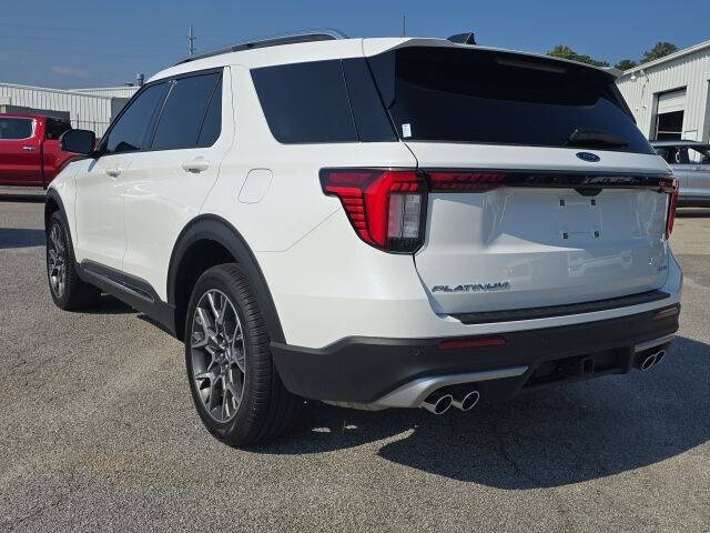 2025 Ford Explorer Platinum