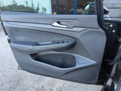 2024 Volkswagen Golf GTI 380 S