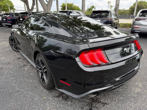 2020 Ford Mustang EcoBoost