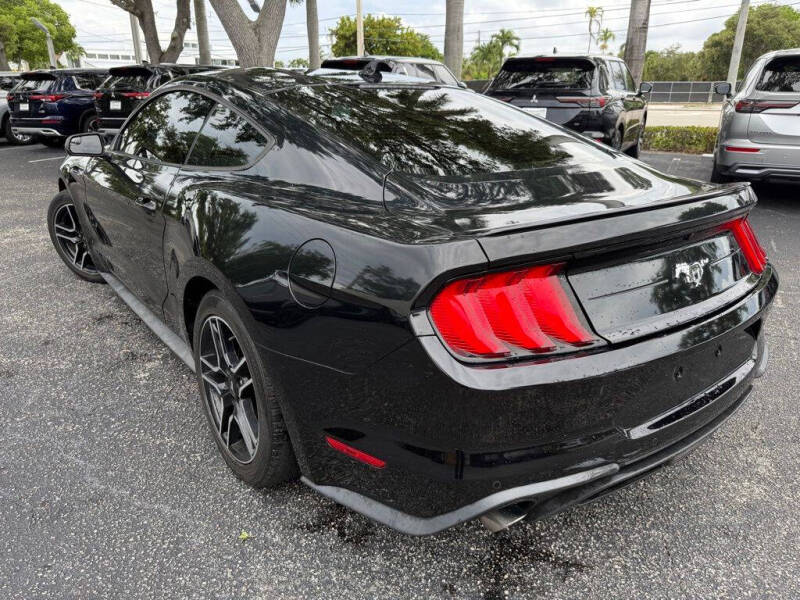2020 Ford Mustang EcoBoost