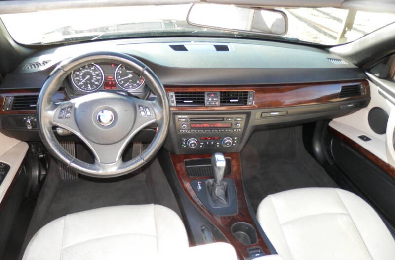 2012 BMW 3 Series 328i