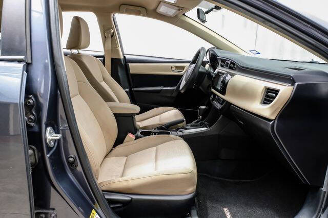 2015 Toyota Corolla LE