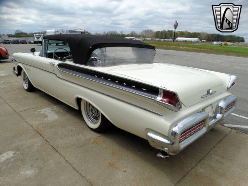 1957 Mercury Monterey