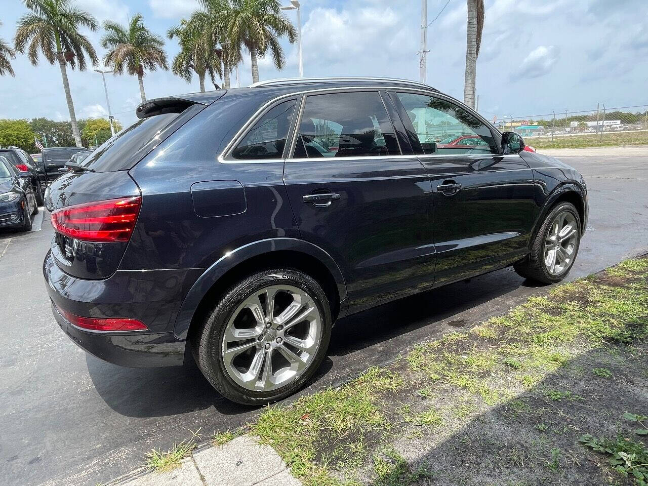 2015 Audi Q3  - $14,900