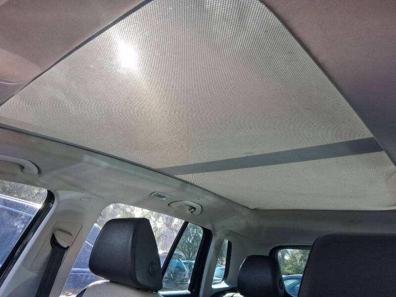 2017 Volkswagen Tiguan 2.0T Wolfsburg Edition