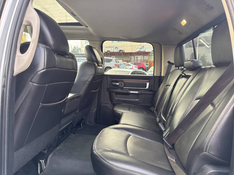 2017 RAM 3500 Laramie