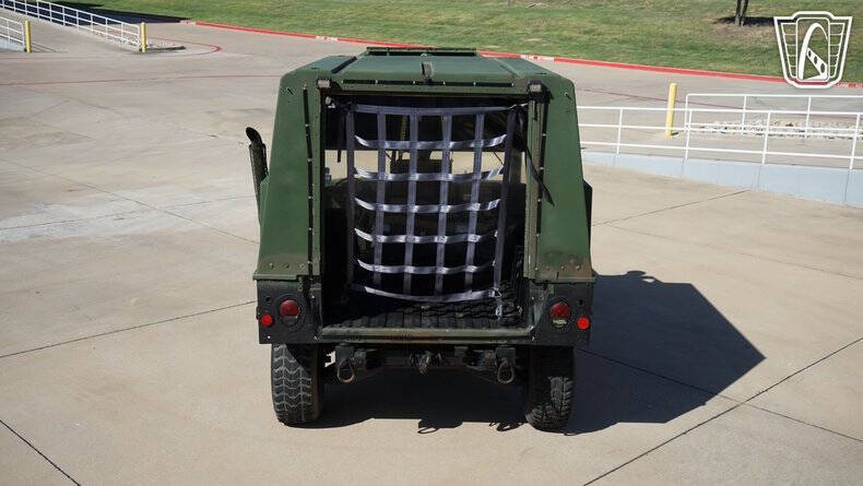 1991 AM General Hummer