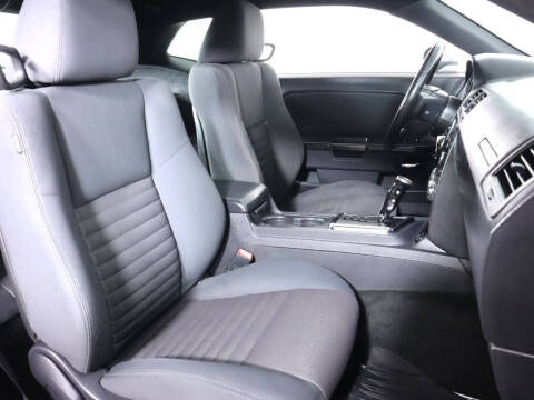 2011 Dodge Challenger SE