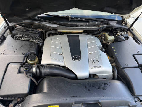 2002 Lexus LS 430