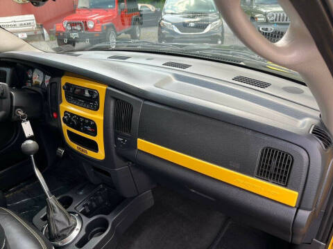 2005 Dodge Ram 1500 SRT-10