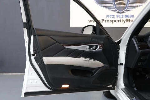 2015 Infiniti Q70 3.7