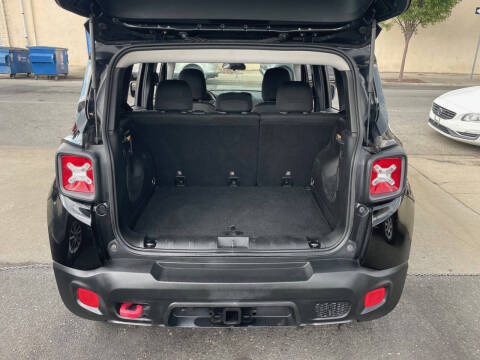 2016 Jeep Renegade Trailhawk