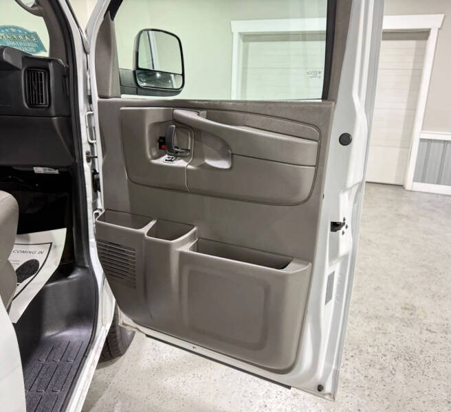 2014 Chevrolet Express LT 3500