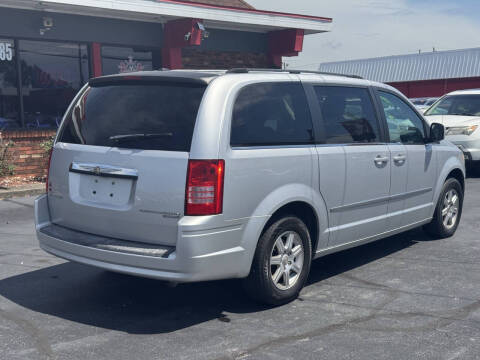 2010 Chrysler Town and Country Touring