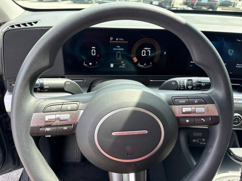 2025 Hyundai Kona SE