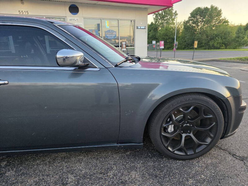 2005 Chrysler 300 C