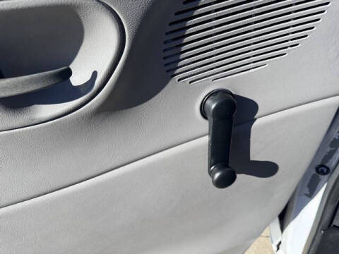 2002 Ford E-Series E-250