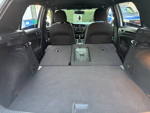 2017 Volkswagen Golf GTI S