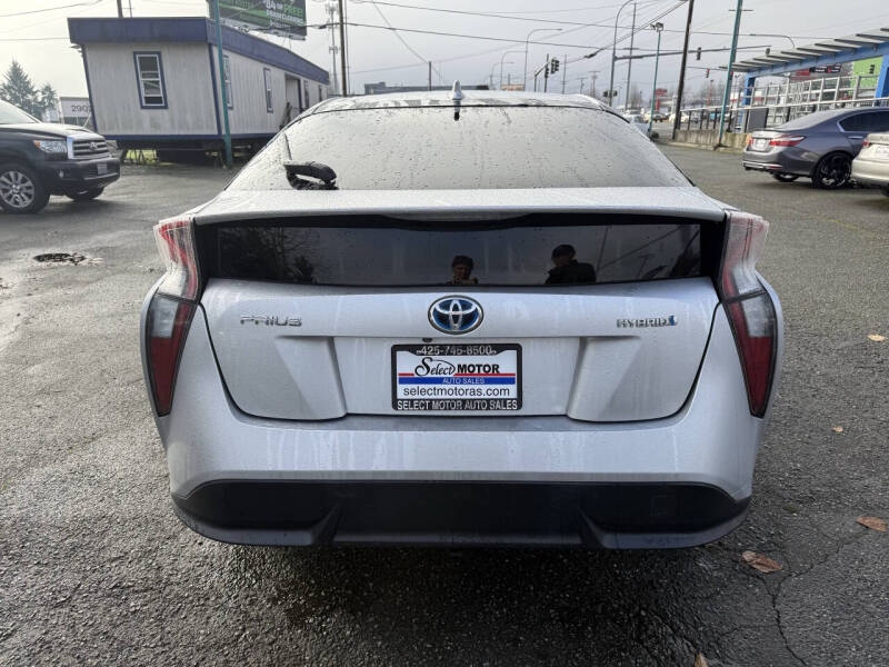 2016 Toyota Prius Three Touring