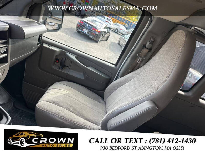 2014 GMC Savana LT 3500