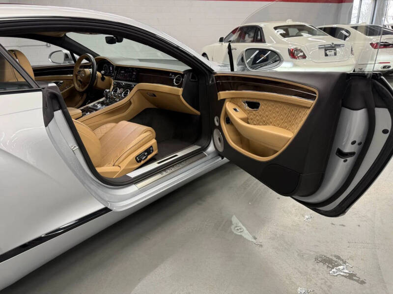 2022 Bentley Continental GT V8