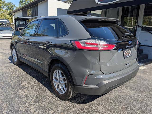 2021 Ford Edge SE