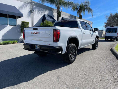 2025 GMC Sierra 1500 AT4X