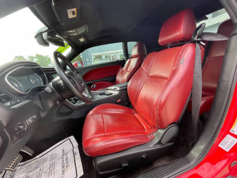 2016 Dodge Challenger SXT Plus