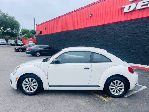 2013 Volkswagen Beetle 2.5L Entry PZEV