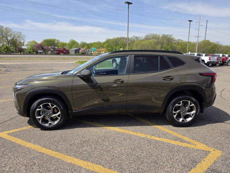 2024 Chevrolet Trax LT