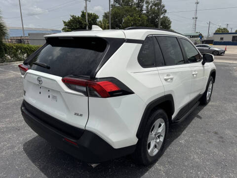 2019 Toyota RAV4 XLE