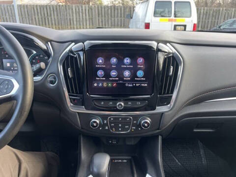 2023 Chevrolet Traverse RS