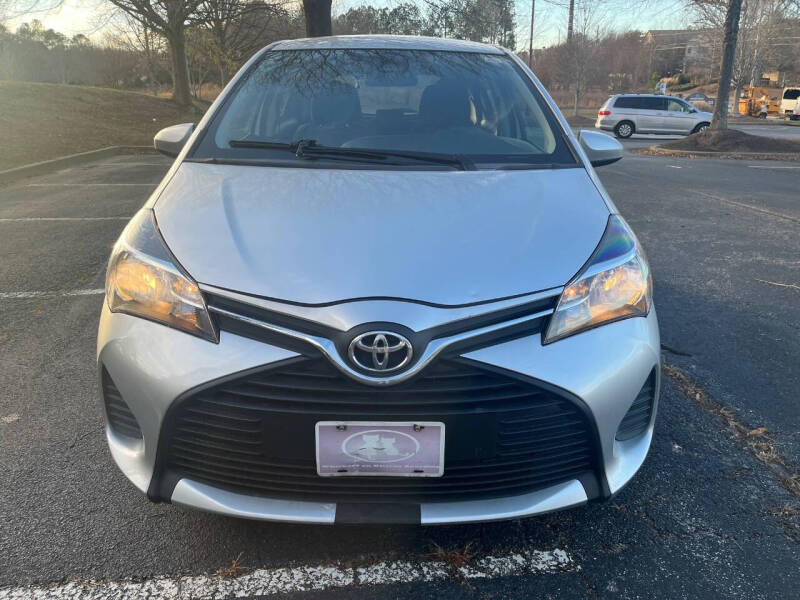2017 Toyota Yaris 5-Door LE