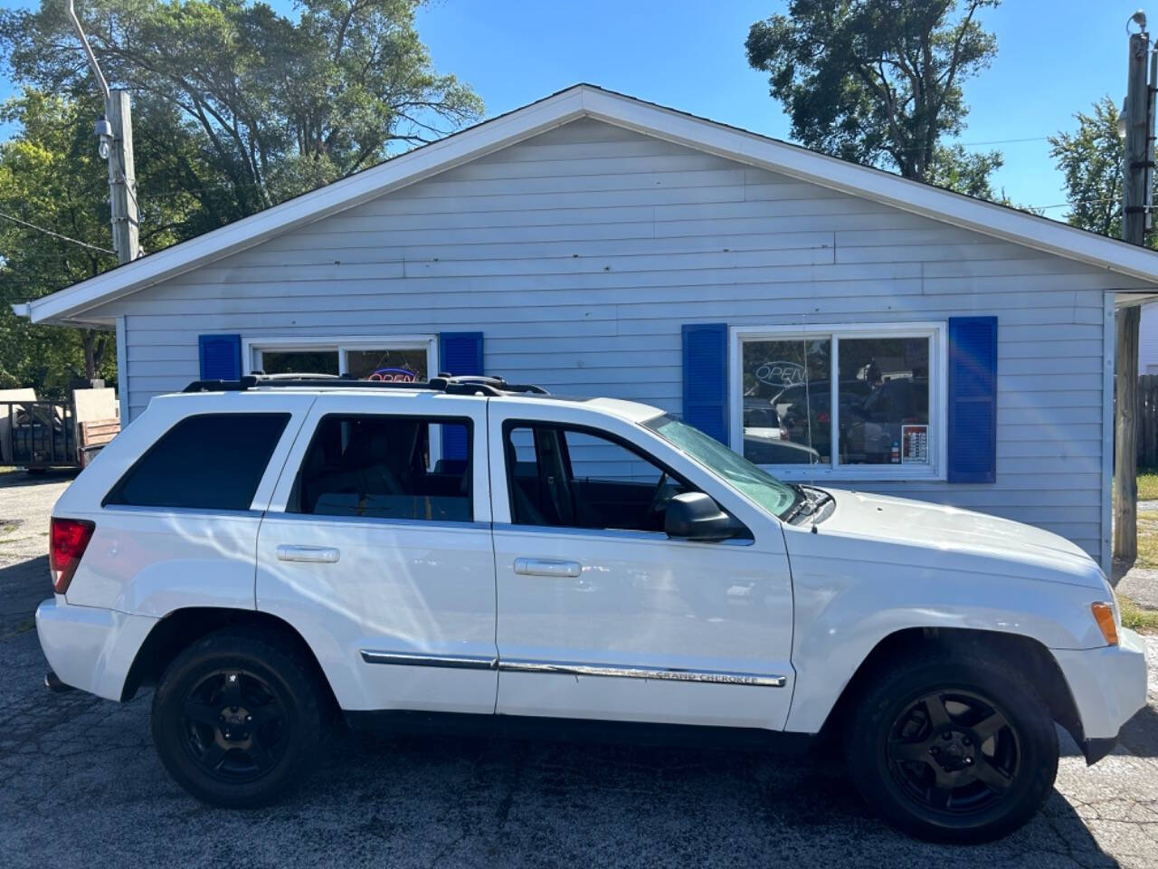 2005 Jeep Grand Cherokee for sale at Quality Cars Machesney Park in Machesney Park, IL