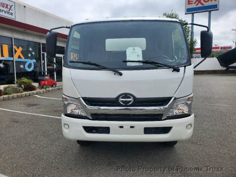 2019 Hino 195